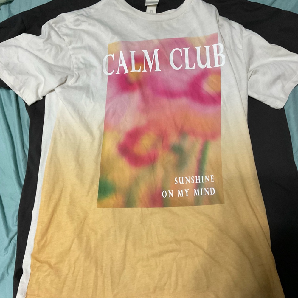 Graphic tee